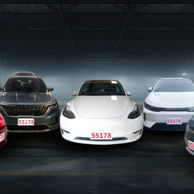 網拍班115-1#26號#阿偉#多功能叫車服務 機場接送 包車旅遊 跑腿代購收件代駕霧電服務